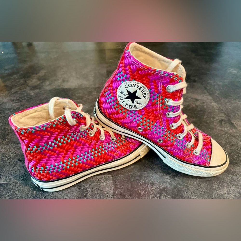 Limited Edition Knitted Coloured Converse Women’s Size 6.5